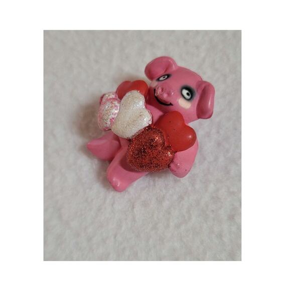 S Lehman 1984 Pink Pig Holding Hearts Glitter Brooch Pin Kawaii Twee Eclectic - Picture 7 of 8